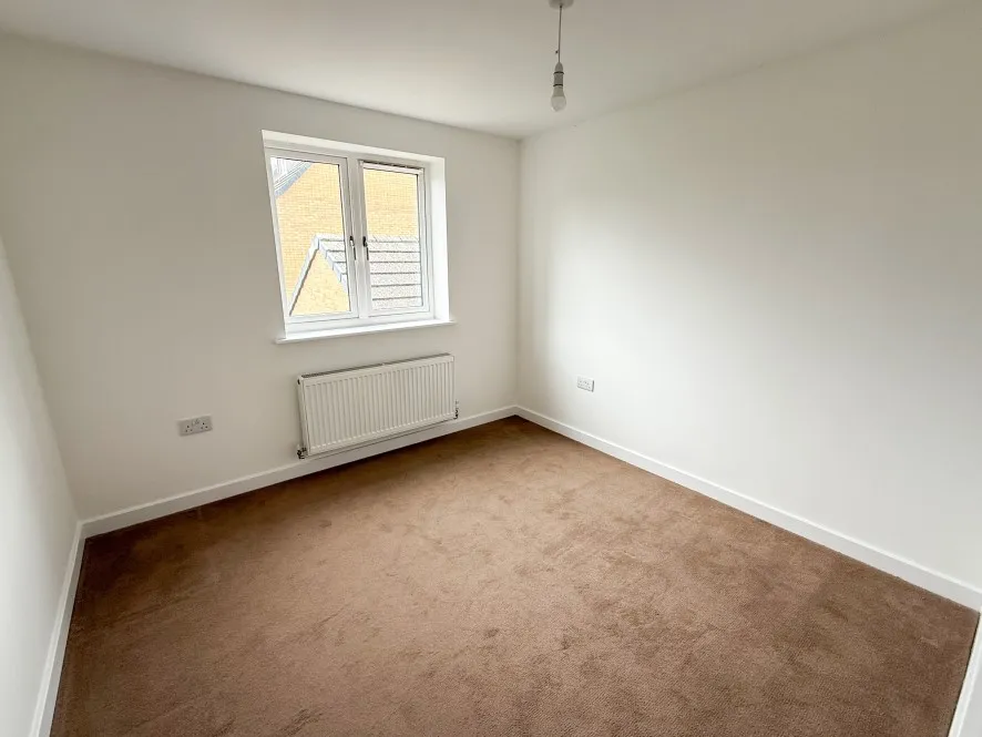 Property for Auction in Northamptonshire - 1 Green Crescent, Desborough, Kettering, Northamptonshire NN14 2FL