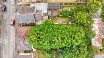 Property for Auction in Northamptonshire - 119 Melton Road North, Wellingborough, Northamptonshire NN8 1PW