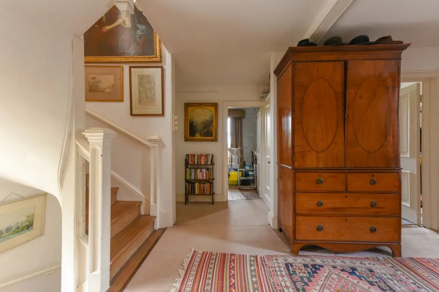 Property for Auction in Northamptonshire - 10 Church Way, Grendon, Northampton, Northamptonshire NN7 1JE