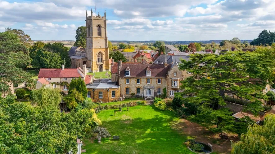 Property for Auction in Northamptonshire - 10 Church Way, Grendon, Northampton, Northamptonshire NN7 1JE