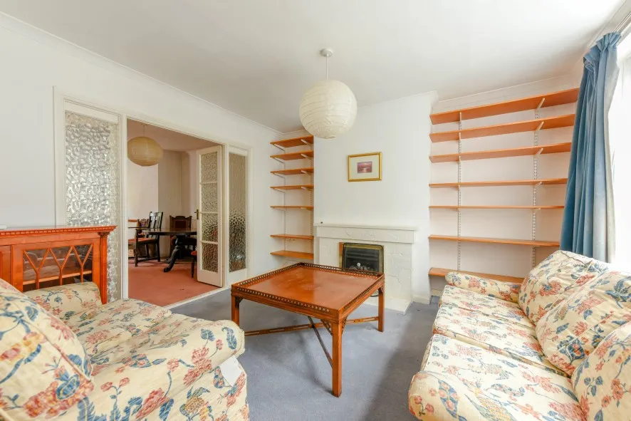 Property for Auction in Northamptonshire - 78 Highlands Avenue, Northampton, Northamptonshire NN3 6BQ