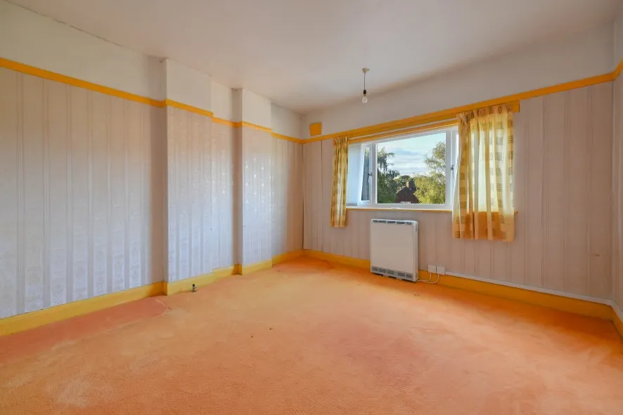 Property for Auction in Northamptonshire - 51 Studfall Avenue, Corby, Northamptonshire NN17 1LD