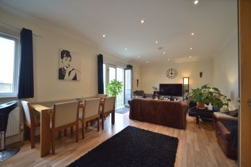 Property for Auction in Northamptonshire - Flat 16, Theatre Court, Northampton, Northamptonshire