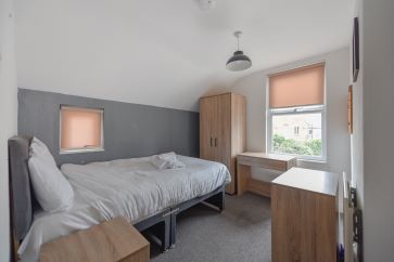 Property for Auction in Northamptonshire - 278 Queens Road, Beeston, Nottingham, Nottinghamshire NG9 2BD