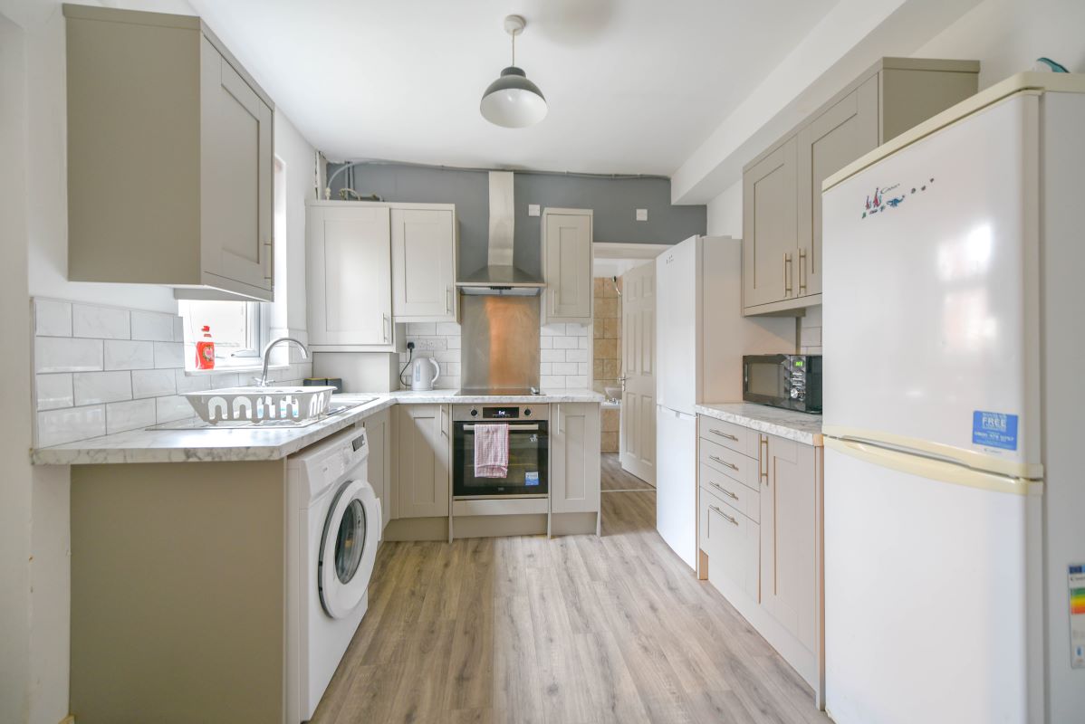Beeston, Nottingham, Nottinghamshire, NG9 2BD - Online Auctions