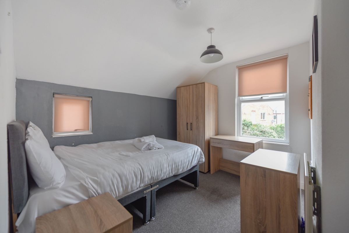 Beeston, Nottingham, Nottinghamshire, NG9 2BD - Online Auctions
