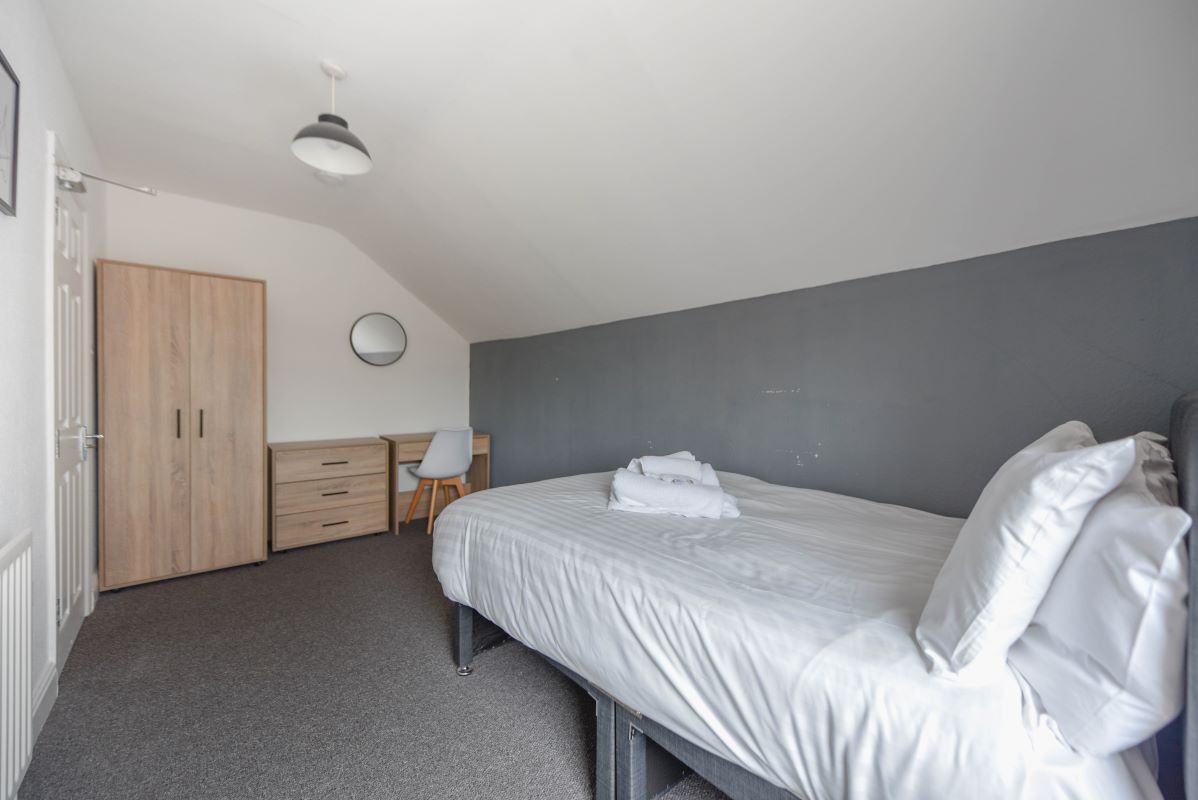 Beeston, Nottingham, Nottinghamshire, NG9 2BD - Online Auctions