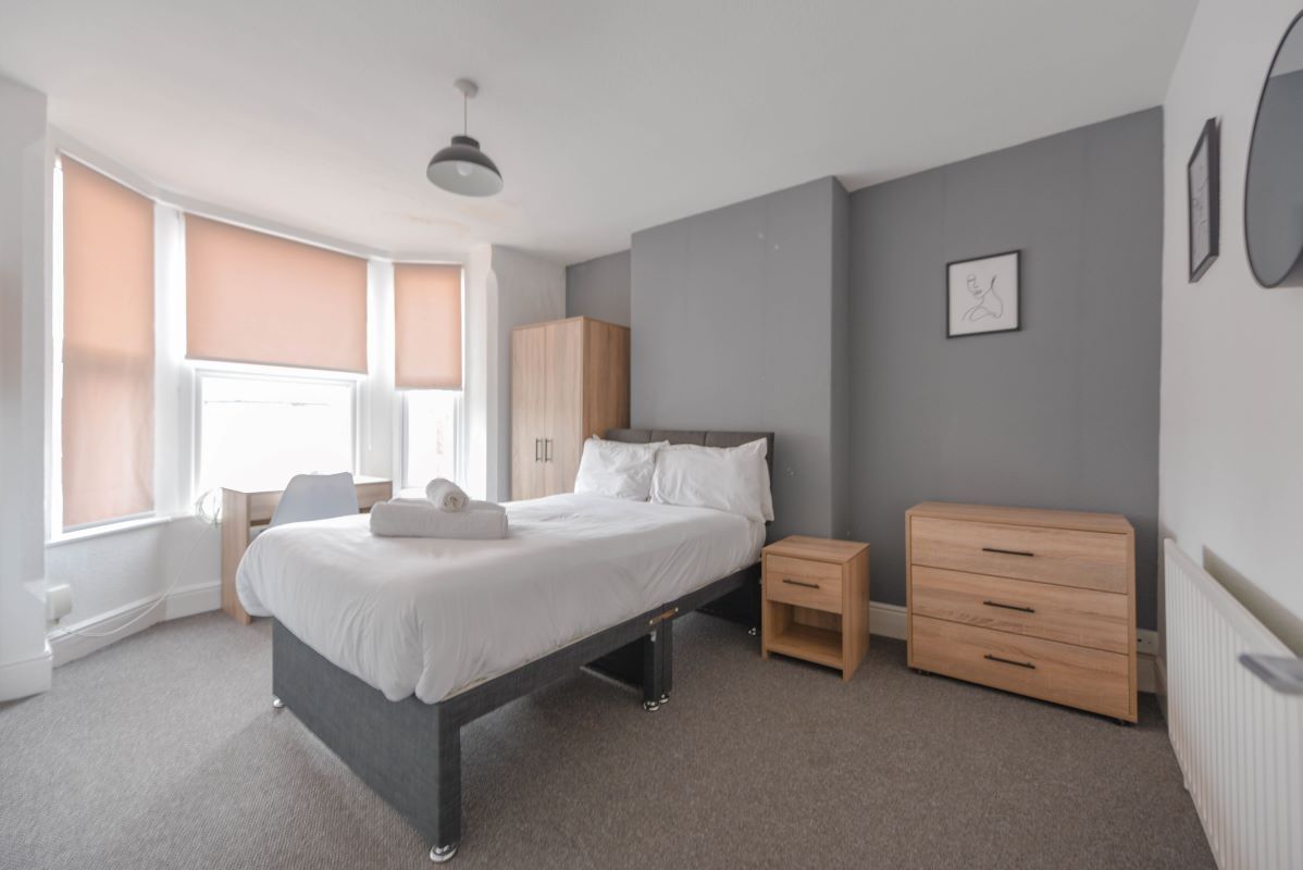 Beeston, Nottingham, Nottinghamshire, NG9 2BD - Online Auctions