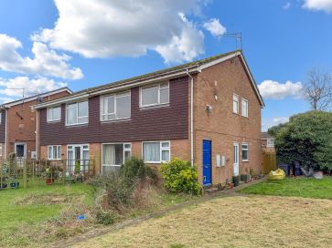 Property for Auction in Northamptonshire - 2 Birkdale Close, Northampton, Northamptonshire