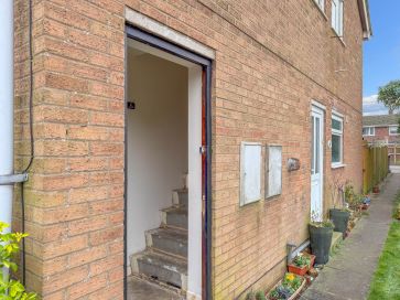 Property for Auction in Northamptonshire - 2 Birkdale Close, Northampton, Northamptonshire