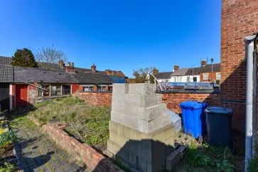 Property for Auction in Northamptonshire - 25 Leicester Street, Kettering, Northamptonshire