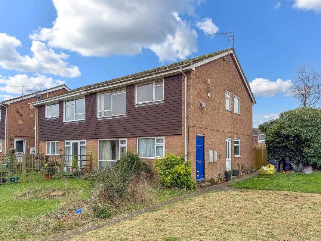 Birkdale Close, Northampton, Northamptonshire, NN2 7PD - Online Auctions