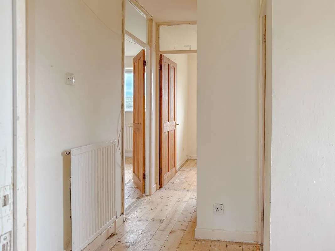Birkdale Close, Northampton, Northamptonshire, NN2 7PD - Online Auctions