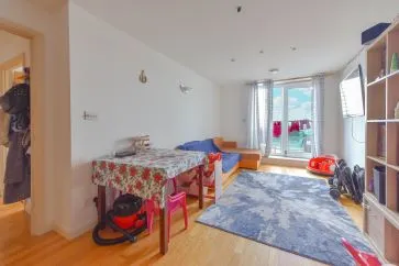 Property for Auction in Northamptonshire - Flat 1017, Northampton House, Wellington Street, Northampton, Northamptonshire NN1 3ND