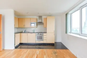 Property for Auction in Northamptonshire - Flat 409, Northampton House, Wellington Street, Northampton, Northamptonshire NN1 3NA