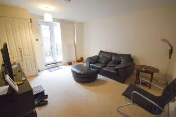 Property for Auction in Northamptonshire - 28 Hazelwood Road, Northampton, Northamptonshire