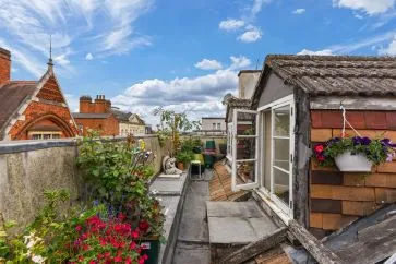 Property for Auction in Northamptonshire - 10 Gold Street, Northampton, Northamptonshire NN1 1RS