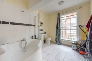 Property for Auction in Northamptonshire - 10 Gold Street, Northampton, Northamptonshire NN1 1RS