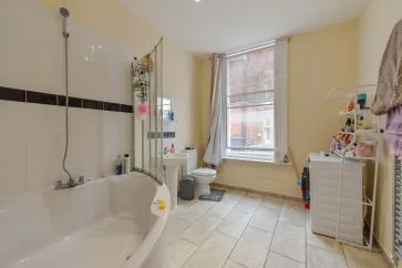 Property for Auction in Northamptonshire - 10 Gold Street, Northampton, Northamptonshire NN1 1RS