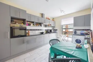 Property for Auction in Northamptonshire - 10 Gold Street, Northampton, Northamptonshire NN1 1RS