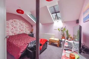 Property for Auction in Northamptonshire - 10 Gold Street, Northampton, Northamptonshire NN1 1RS