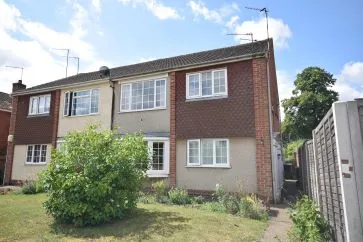 Property for Auction in Northamptonshire - 10 Elmwood Walk, Duston, Northampton, Northamptonshire NN5 6LU