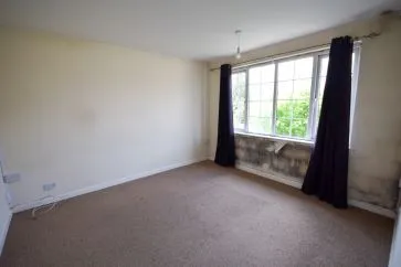Property for Auction in Northamptonshire - 10 Elmwood Walk, Duston, Northampton, Northamptonshire NN5 6LU