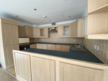Property for Auction in North East - 14 Parkview Apartments, 323 Linthorpe Road, Middlesbrough, Cleveland TS1 4AL