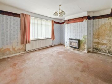 Property for Auction in North East - 166 Hollyhill Gardens West, Stanley, County Durham DH9 6NU