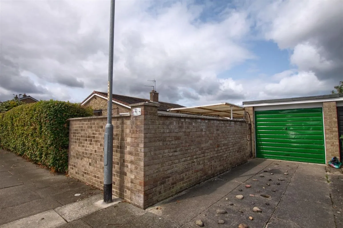 Thornaby, Stockton-On-Tees, Cleveland, TS17 9DU - Online Auctions