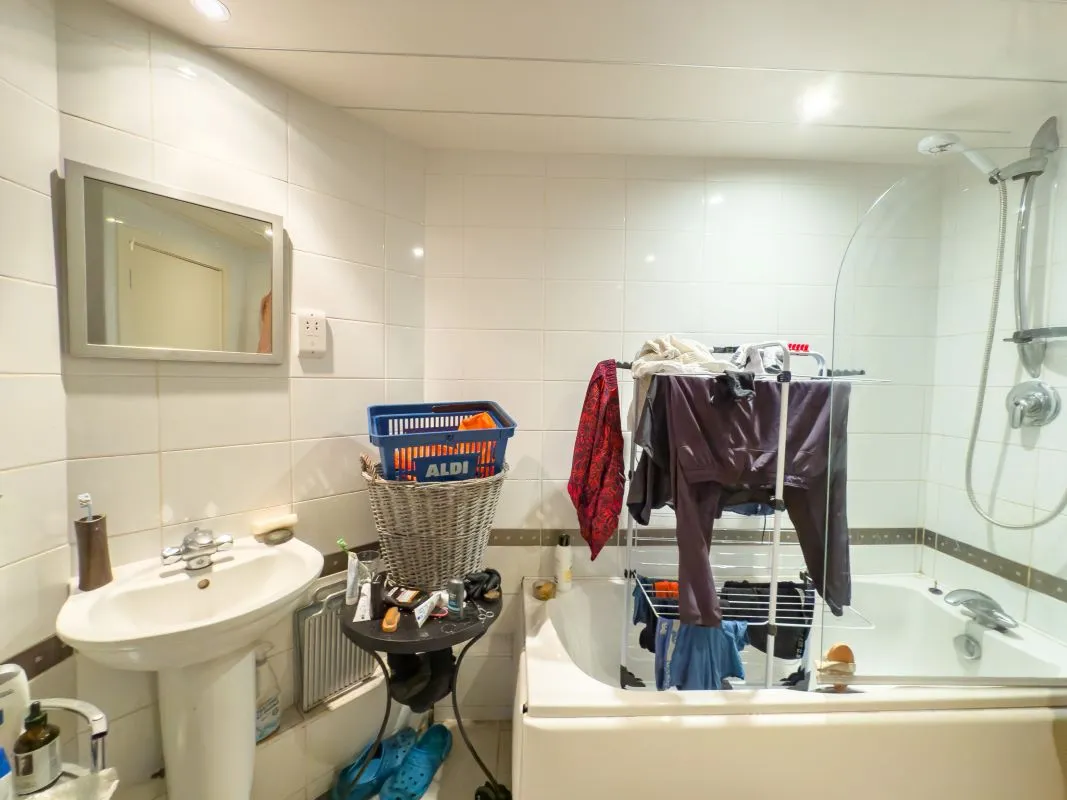 Chandlers Road, Sunderland, Tyne and Wear, SR6 0AD - Online Auctions