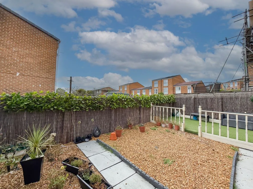 Washington, Tyne And Wear, NE38 0JG - Online Auctions