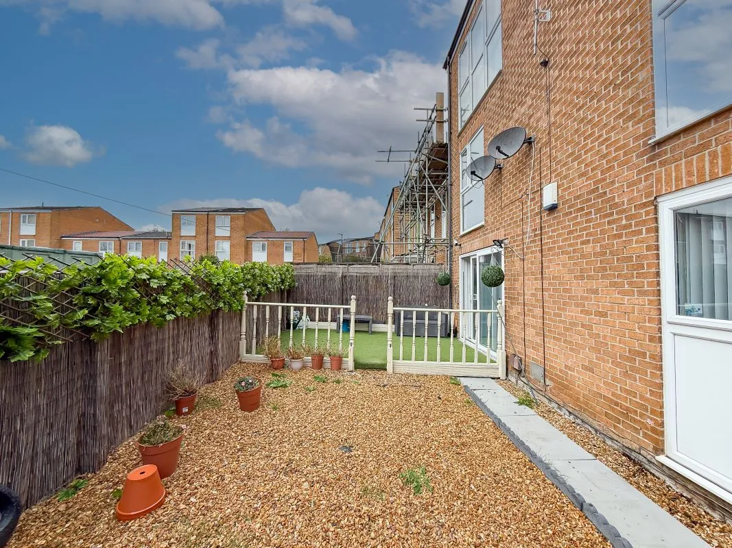 Washington, Tyne And Wear, NE38 0JG - Online Auctions