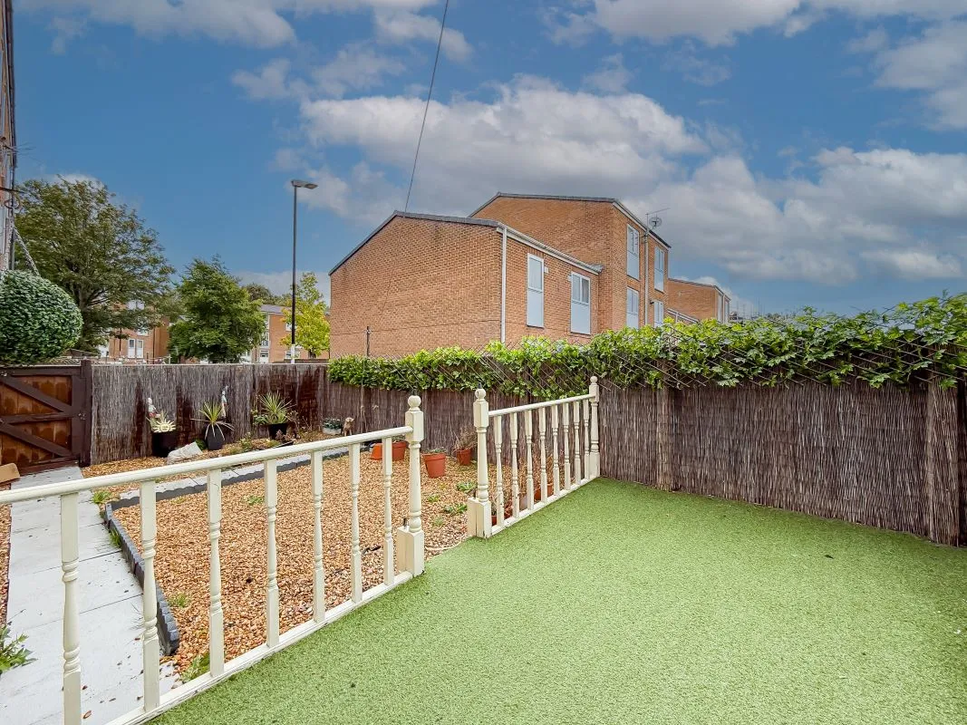 Washington, Tyne And Wear, NE38 0JG - Online Auctions