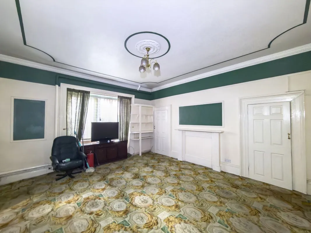 Hall Lane, Houghton le Spring, Tyne And Wear, DH5 8DB - Online Auctions