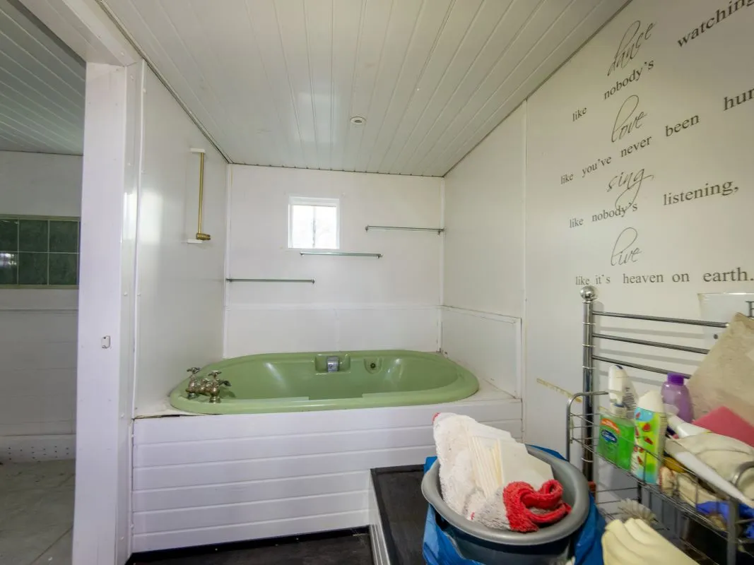 Hall Lane, Houghton le Spring, Tyne And Wear, DH5 8DB - Online Auctions