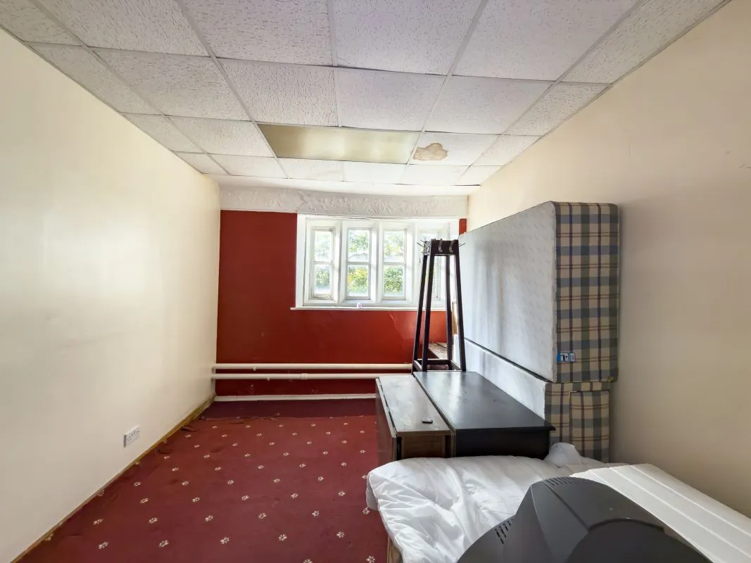 Hall Lane, Houghton le Spring, Tyne And Wear, DH5 8DB - Online Auctions