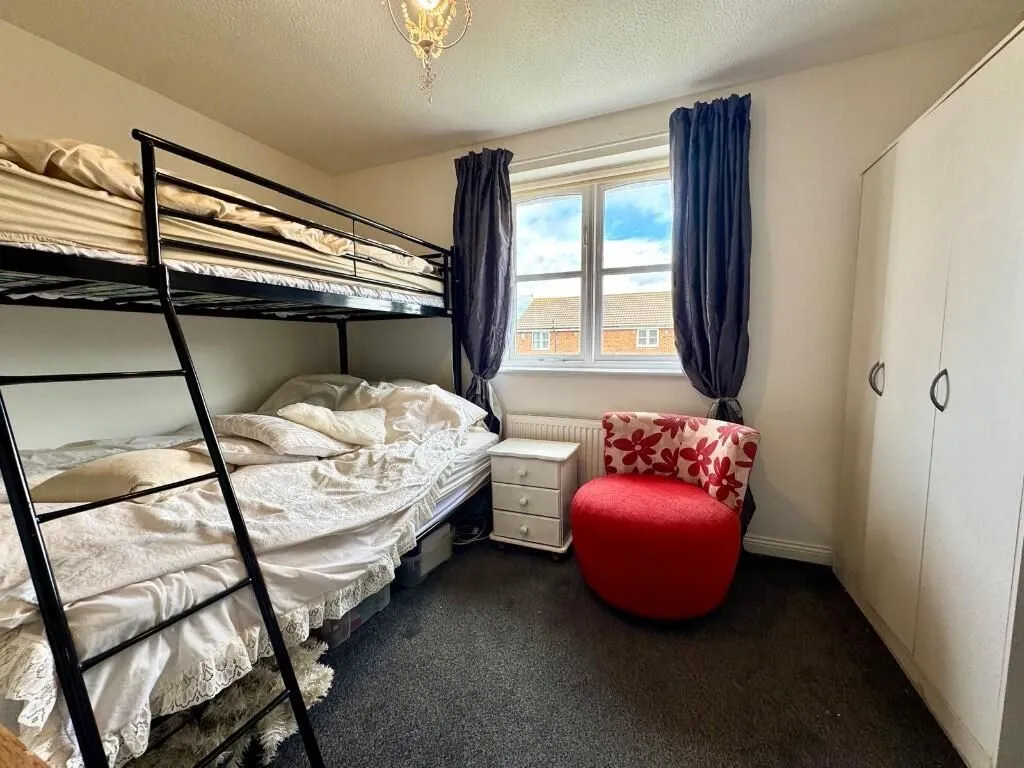 Redcar, Cleveland, TS10 2RR - Online Auctions