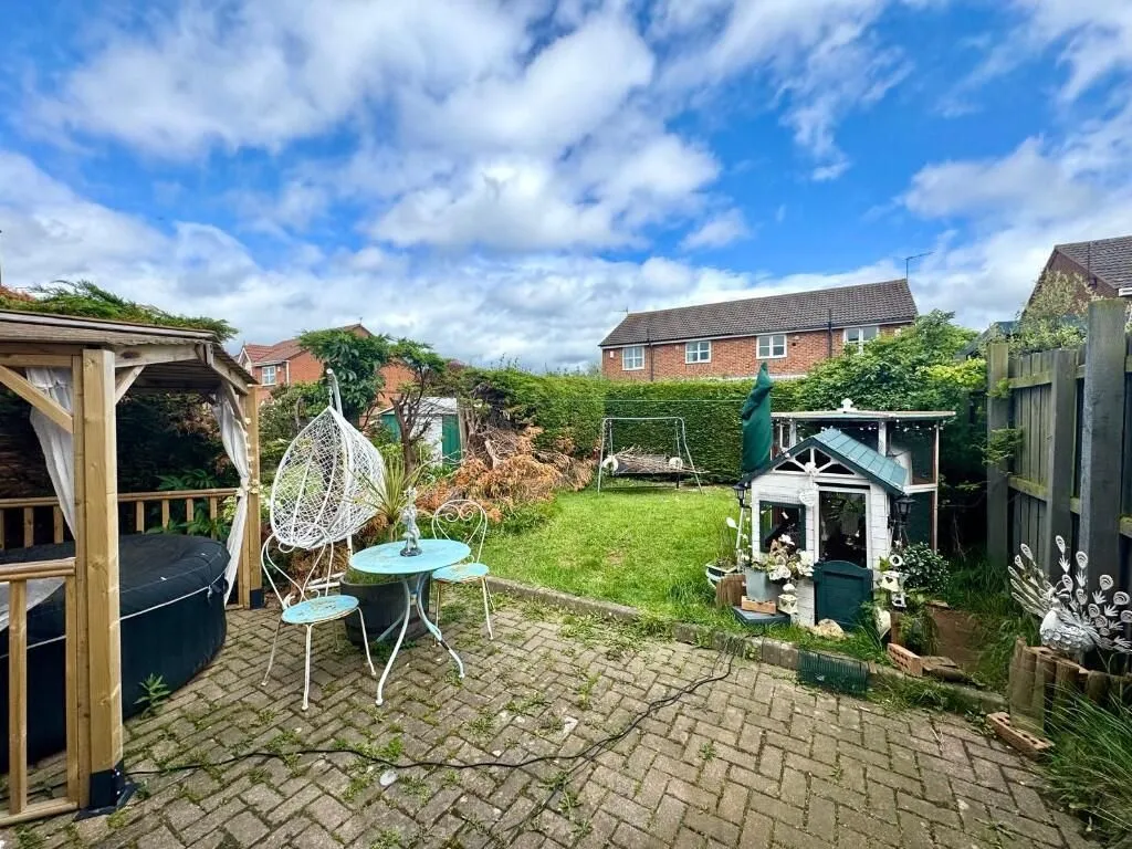 Redcar, Cleveland, TS10 2RR - Online Auctions