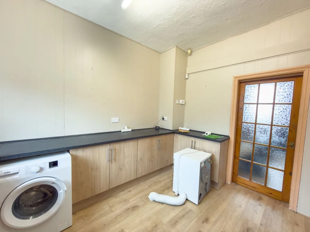 Gateshead, Tyne And Wear, NE8 3SE - Online Auctions