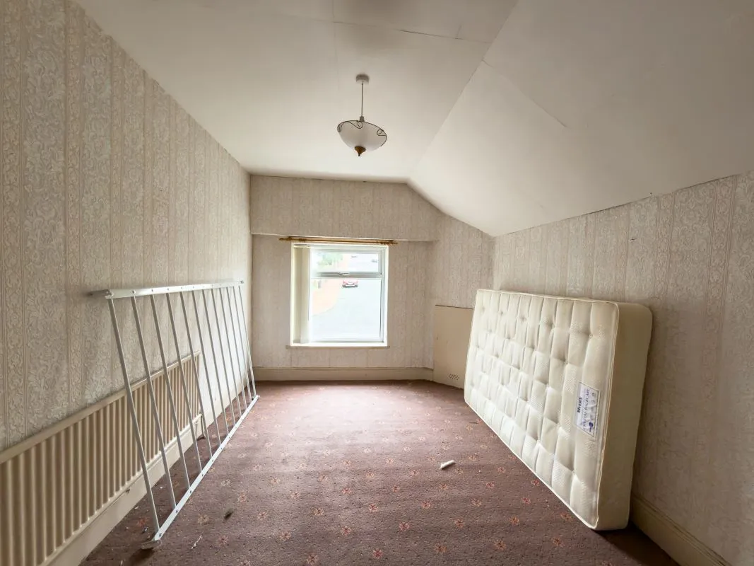 Gateshead, Tyne And Wear, NE8 3SE - Online Auctions