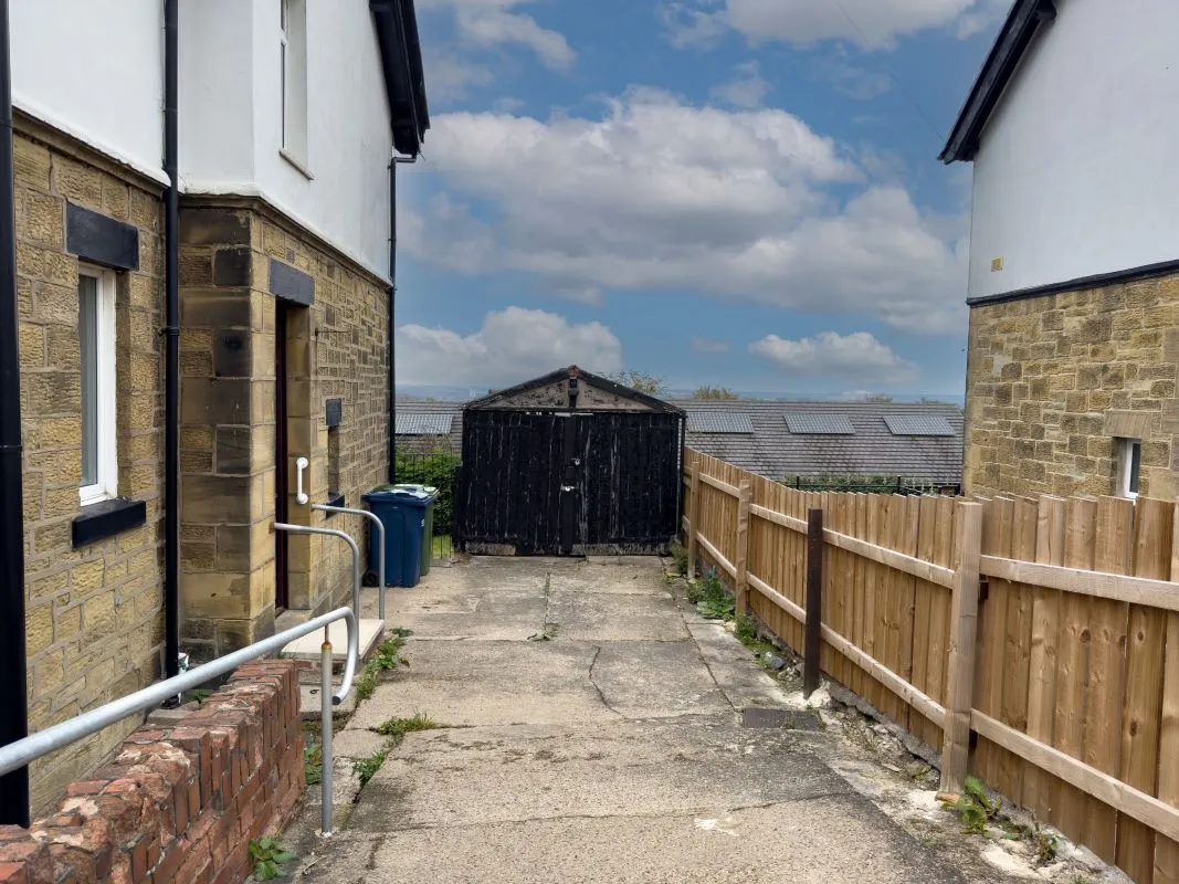 Gateshead, Tyne And Wear, NE8 3SE - Online Auctions