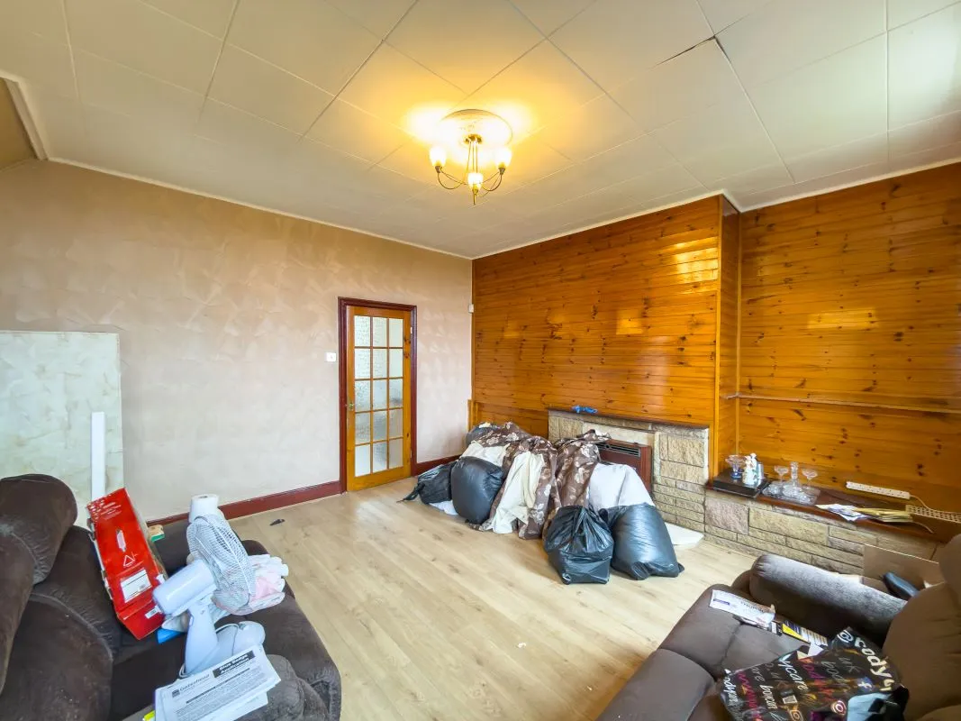 Gateshead, Tyne And Wear, NE8 3SE - Online Auctions