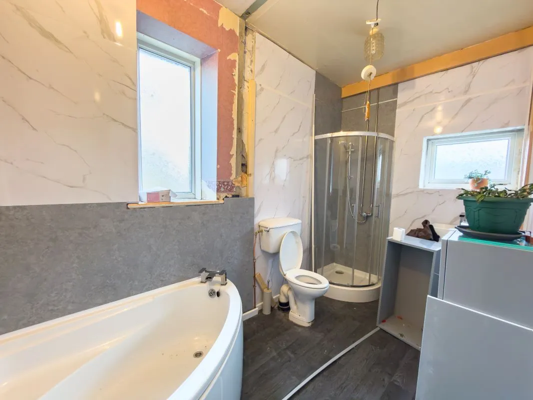 Gateshead, Tyne And Wear, NE8 3SE - Online Auctions
