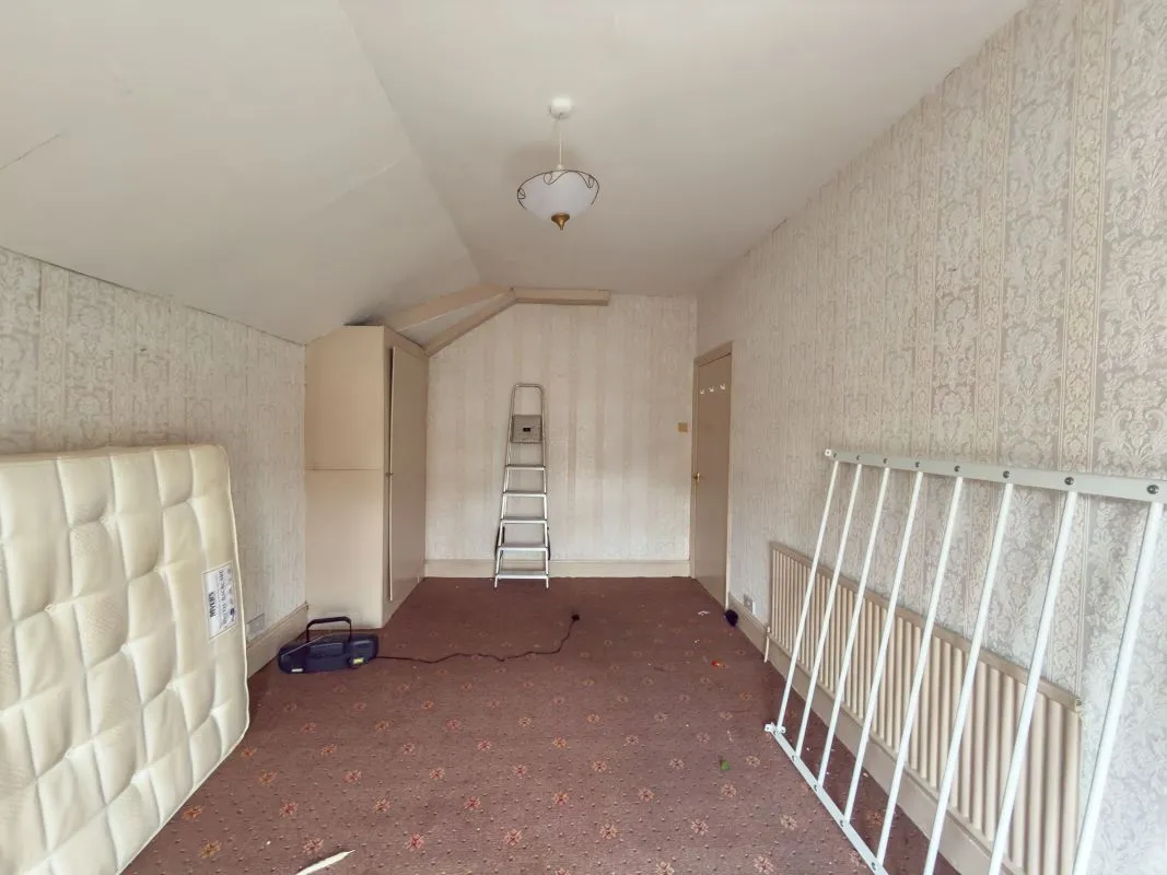 Gateshead, Tyne And Wear, NE8 3SE - Online Auctions