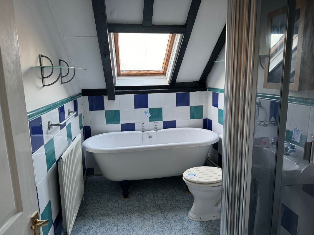 Scotts House, East Boldon, Tyne And Wear, NE36 0BE - Online Auctions