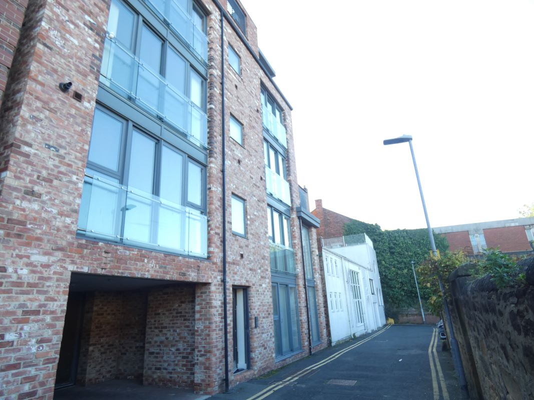 Well Lane, Gateshead, Tyne And Wear, NE9 6JW - Online Auctions