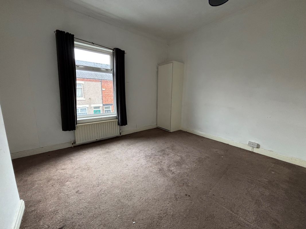 Darlington, County Durham, DL3 6NT - Online Auctions