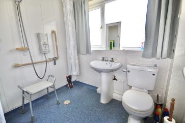Property for Auction in North East - 26 Eglinton Avenue, Guisborough, North Yorkshire TS14 7BN