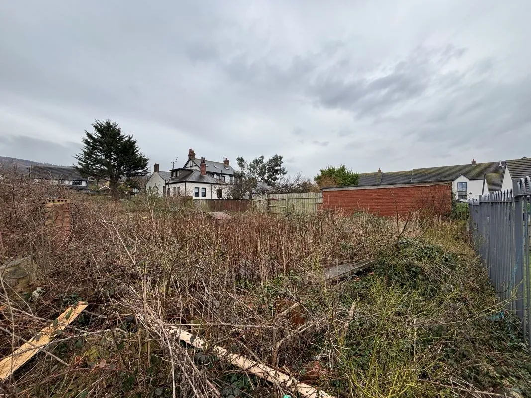 Eston, Middlesbrough, Cleveland, TS6 9JD - Online Auctions